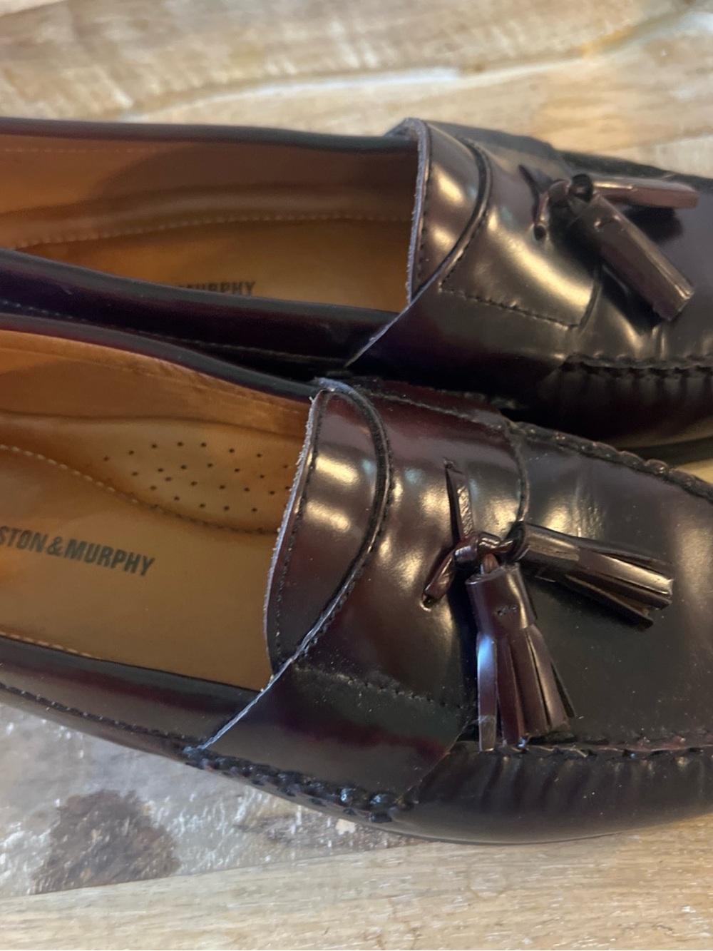 Johnston & Murphy Men's Dark Burgundy Tassel Loafers - Picture 3 of 9
